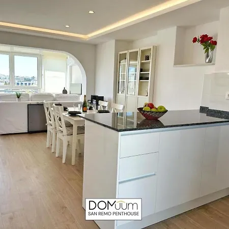 Apartment Domuum Holidays - San Remo Penthouse Salou