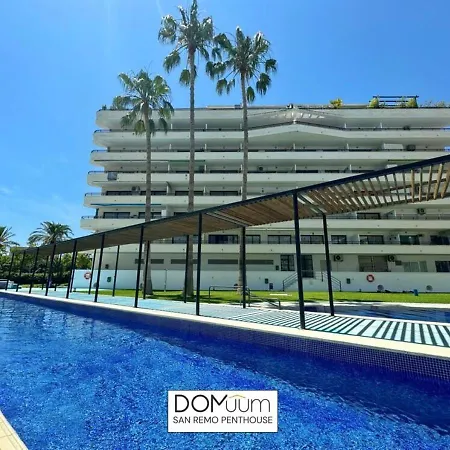 Domuum Holidays - San Remo Penthouse